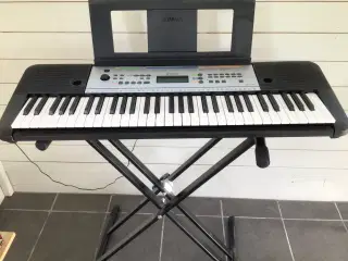 Keyboard med “bord”