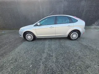 Ford Focus 1,6 Trend 100HK 5d