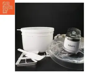 Krups ismaskine med tilbehør fra Krups (str. Ø 21,5 cm)