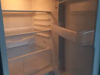 Elvita KFB 200 A kombineret kølefryseskab.