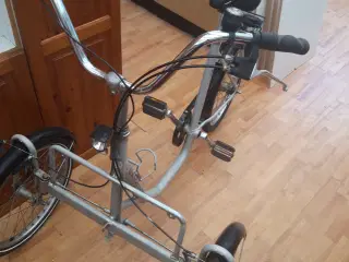 3 hjulet Monark handicap cykel