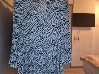 Fine kjoler - 50,- pr. stk.