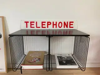 Telephone skilt