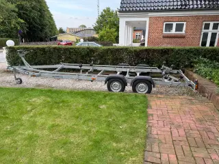 Bådtrailer 2700 kg total