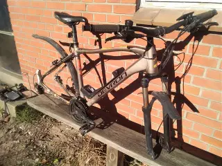 E MTB stel til 27,5 " hjul m bremsekali God stand 