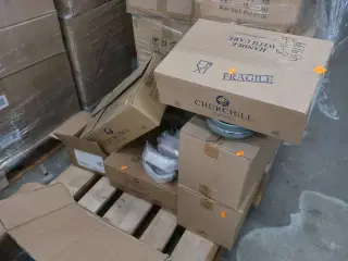 Diverse kopper, tallerkner m.v.