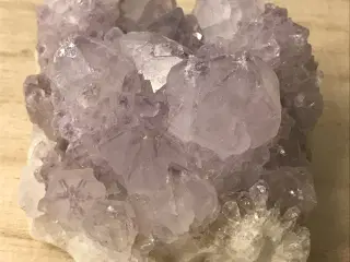 Lyslilla spirit quartz klynge