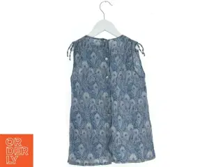 Blomstret sommerbluse fra Norlie (str. 140)