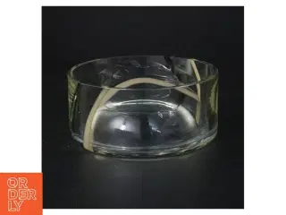 Glasskål med sort og hvid stribe (str. 15 x 6 komma 5 cm)