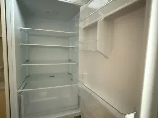 Scandomestic køleskab     (som ny)