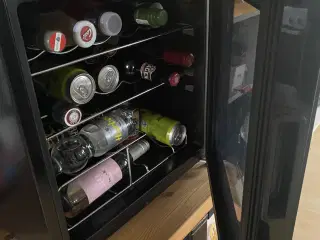 Vin køleskab 44 l