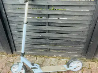 2 løbehjul sælges 
