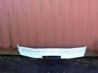   Kabe Understykke Front