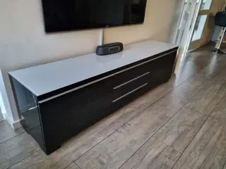 IKEA BESTÅ BURS Tvbord med glasplade.