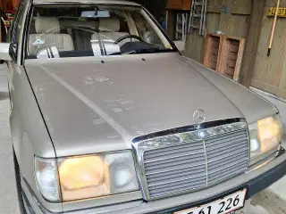 Mercedes 124 - 250D sælges