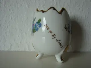 Porcelæns æg med sød dekoration