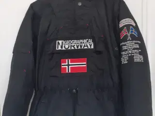 Geographical Norway vinteranorak - flot som ny!