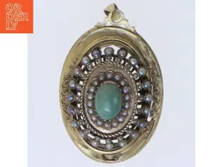 Antik broche med sten (str. 5 cm)