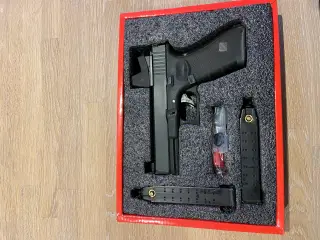 Glock 17 Raven - Softgun