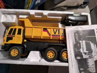 Fjernstyret lastbil fra 80erne