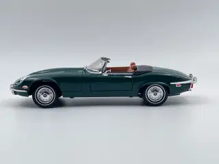 1971 Jaguar E-Type Mk3 Cabriolet - 1:18  