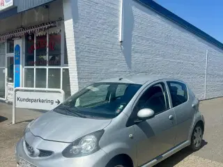 Flot økonomisk Aygo 