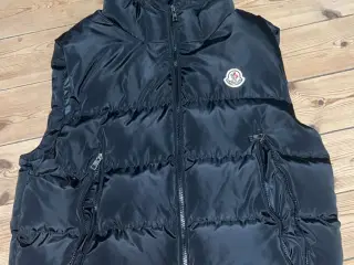 Moncler vest