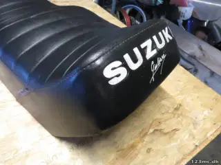 Sæde Suzuki GSX 550 ES