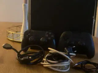 PS4 med spil og controller