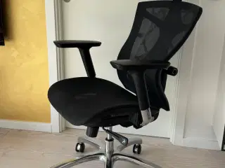 Ergo kontorstol.