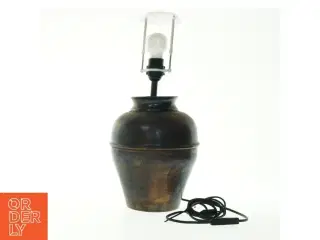 Bordlampe i metal fra Frandsen (str. 52 cm)