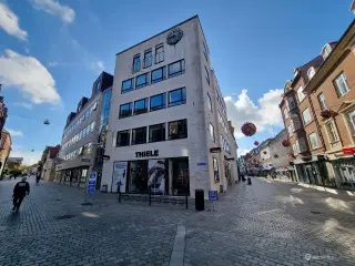 Kontorlejemål i markant ejendom i Viborg centrum - i alt ca. 283 kvm