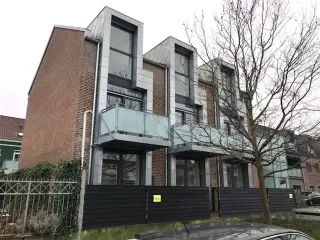 3-etagers byhus i Silkeborg C - yderst unikt