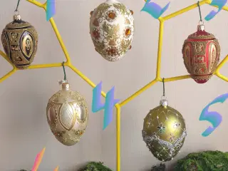 julekugler Fabergé i mundblæst, hånddekoreret glas