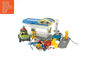 Legetøjs benzinstation og biler fra Playmobil (str. 23x33 cm)