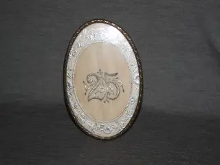 Gammel broderi 25 sølvbryllup i metal ramme 17 cm 