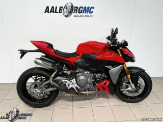 Ducati Streetfighter V2 S Red