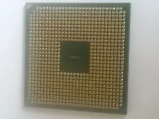 AMD mobile Sempron 2600+ SMN2600bix2ba