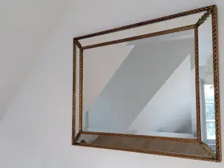 Stort flot vægspejl