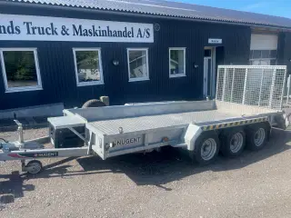 Fin Nugent 3 akslet maskintrailer sælges
