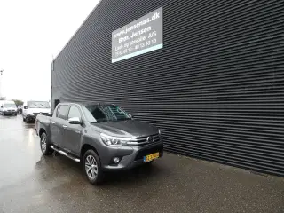 Toyota HiLux 2,4 D-4D T4 4x4 150HK DobKab Aut.