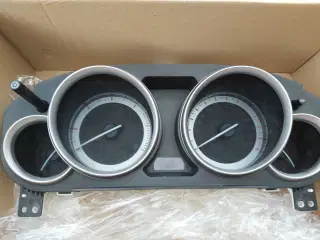 speedometer Mazda 6