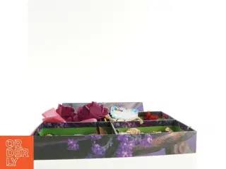 Blandede hobbyting/  krea i smuk æske (str. 23 x 31 cm)