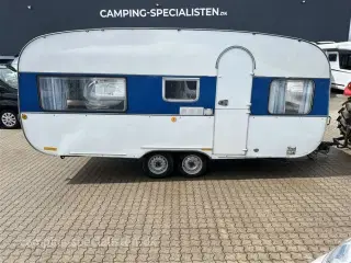 1971 - Adria   Retro vogn fra 1971 - Adria se den nu hos Camping-Specialisten.dk