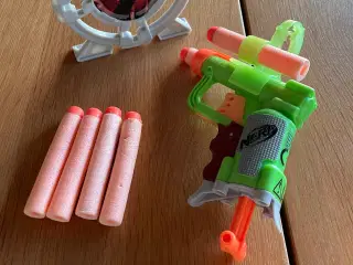 Lille Nerf pistol 