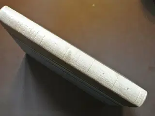 fast i nød - fynske livregiment 1614-1964, af hans