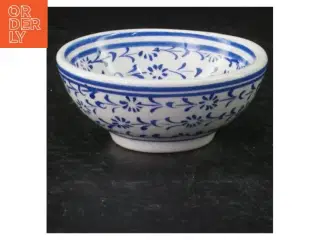 Blå og hvid porcelænsskål (str. 8 cm)