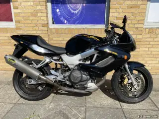 Honda VTR 1000 F Firestorm