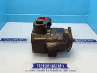 New Holland T7.230 Hydraulikpumpe 84471390