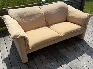 Eilersen sofa.